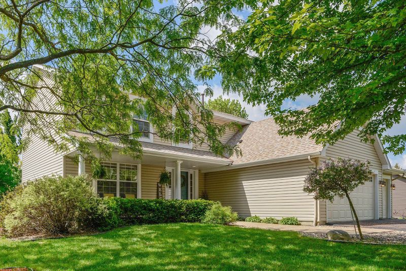 209 Verbena Dr, Watertown, MN 55388
