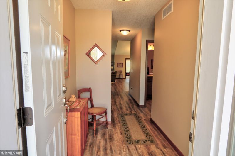 857 Aurora Cir, Red Wing, MN 55066