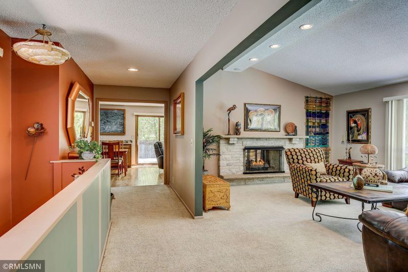 15615 Normandy Ln, Minnetonka, MN 55345