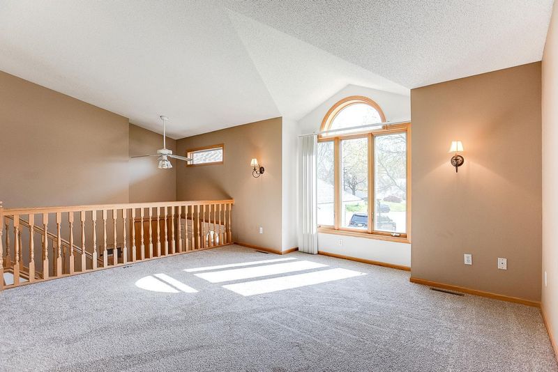 2076 123rd Ave NW, Coon Rapids, MN 55448