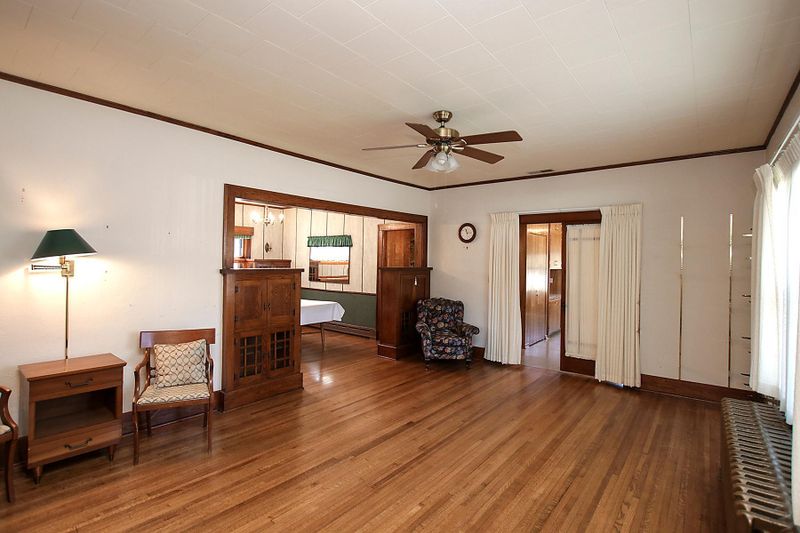 325 2nd St NW, Buffalo Lake, MN 55314