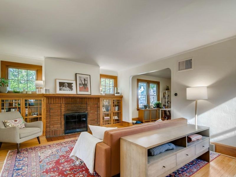 1817 Jefferson Ave, Saint Paul, MN 55105