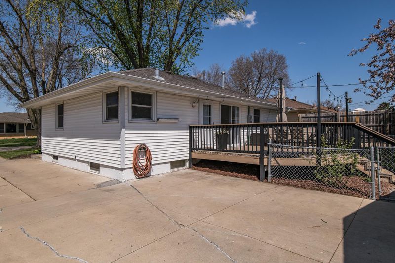 2524 11th Ave NW, Rochester, MN 55901