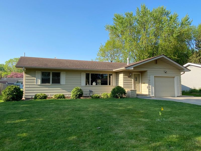 615 11th St SE, Owatonna, MN 55060