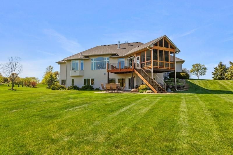7130 Jubert Ln, Hamel, MN 55340