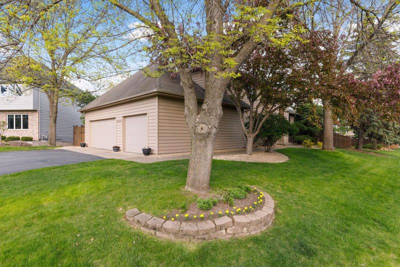 8104 W 110th Street Cir, Bloomington, MN 55438