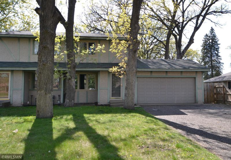 11456 Osage St NW, Coon Rapids, MN 55433