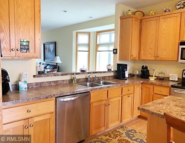 2374 Topaz St, Saint Augusta, MN 56301
