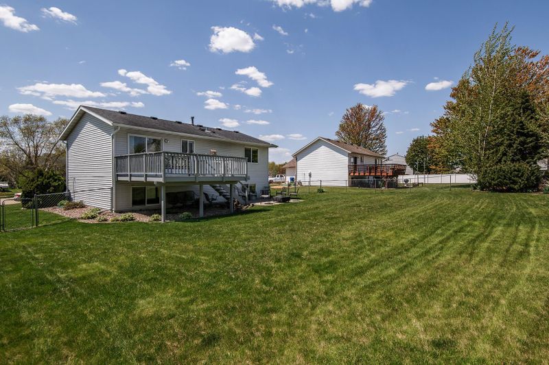 4429 57th St NW, Rochester, MN 55901