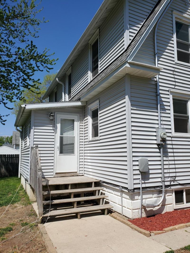 306 E Main St, Brownsdale, MN 55918