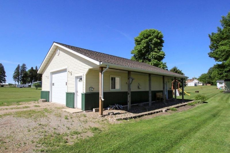 540 Carrigan Ln, Buffalo Lake, MN 55314