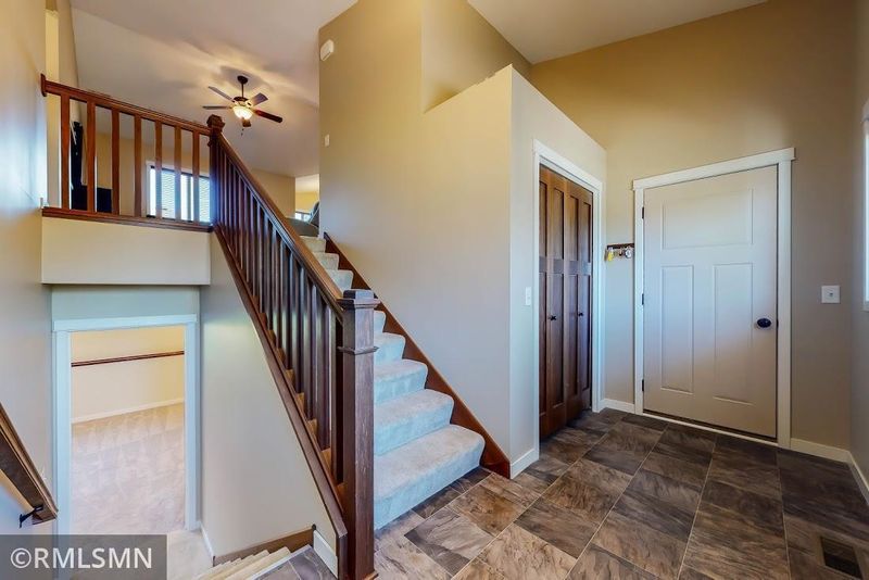 707 Aldrich Dr, Northfield, MN 55057