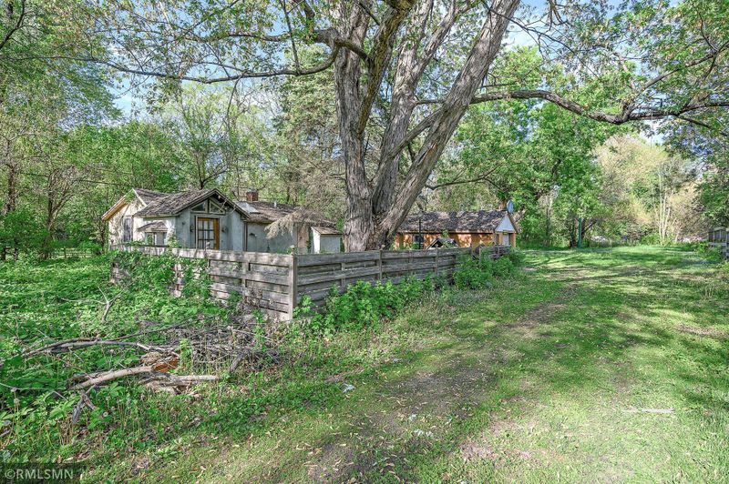 4442 Hodgson Rd, Shoreview, MN 55126