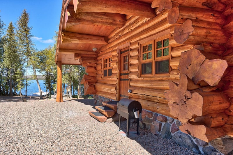 71 Benedict Ln, Lutsen, MN 55612