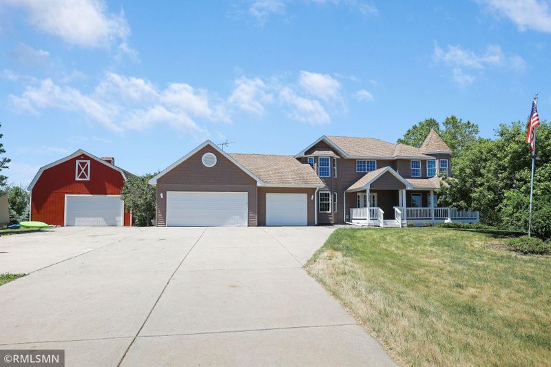 19886 Erin Ave, Prior Lake, MN 55372
