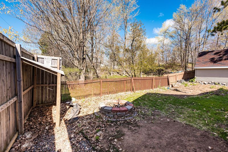 3717 Elysian Ave, Duluth, MN 55803