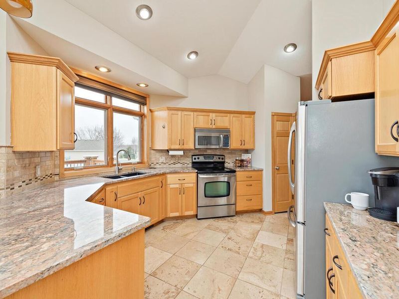 4090 Hunters Ln, Webster, MN 55088