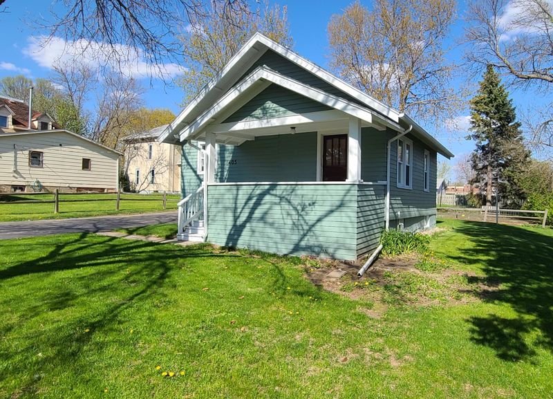 405 4th Ave SW, Pipestone, MN 56164