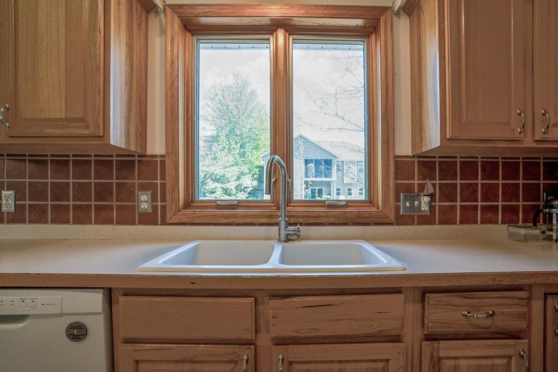 2309 Pepper Ridge Ln, Northfield, MN 55057