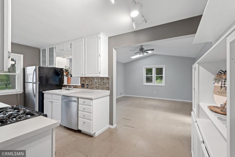 3322 Benjamin St NE, Minneapolis, MN 55418