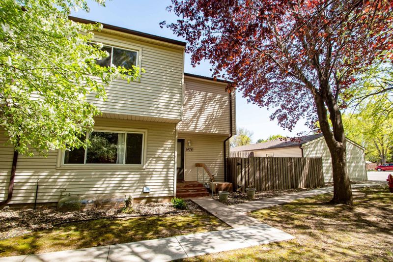 1476 Woodview Ave E, Eagan, MN 55122