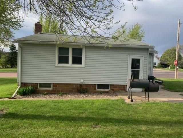 856 Birch Ave, Westbrook, MN 56183