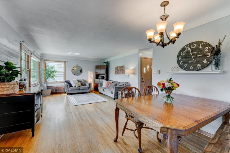 2250 Upper Afton Rd E, Saint Paul, MN 55119