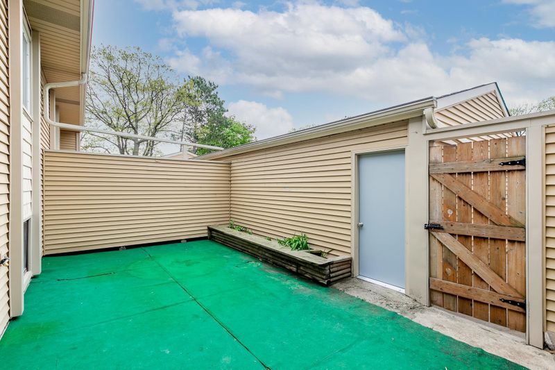 12284 Drake St NW, Coon Rapids, MN 55448