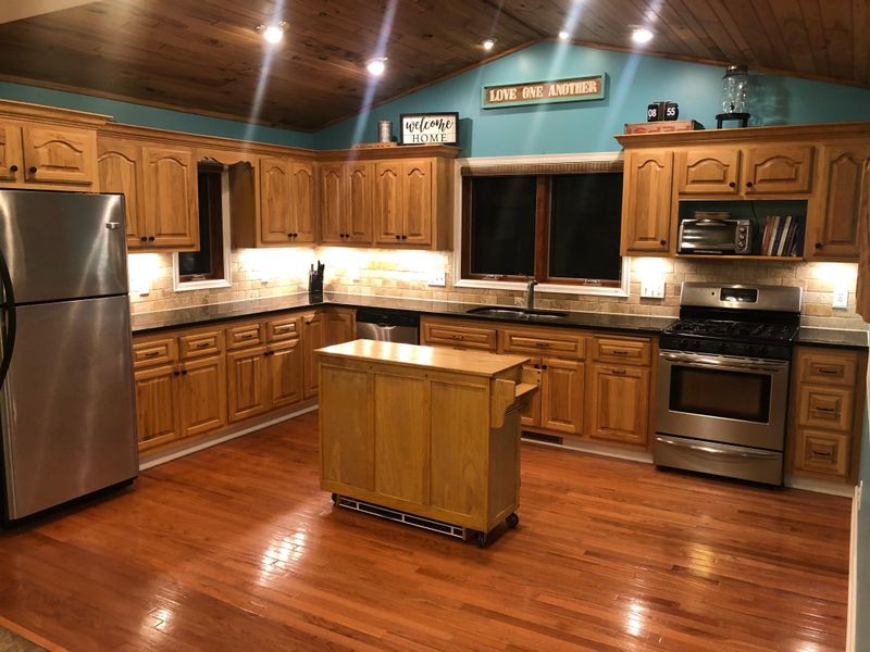 170 Loretto St, Loretto, MN 55357