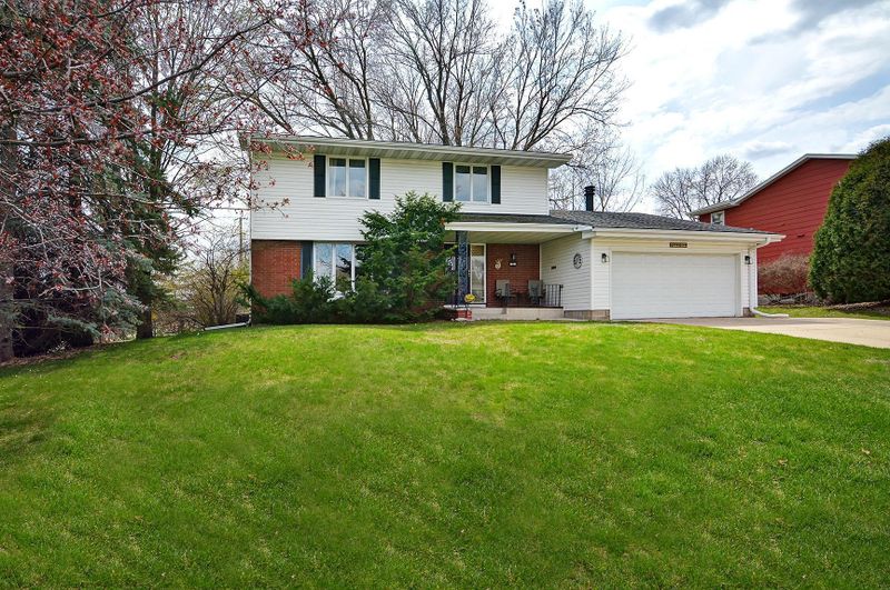 7901 29th Ave N, Minneapolis, MN 55427