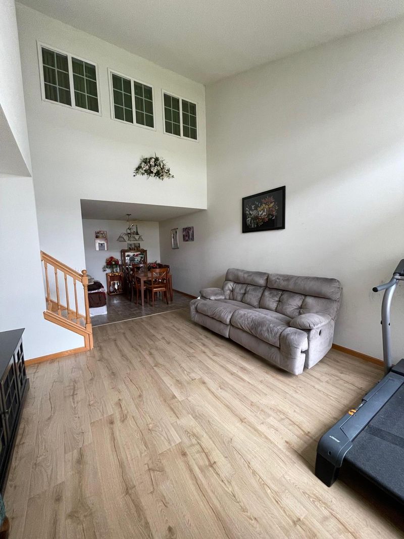 301 Roosevelt St S #I, Cambridge, MN 55008