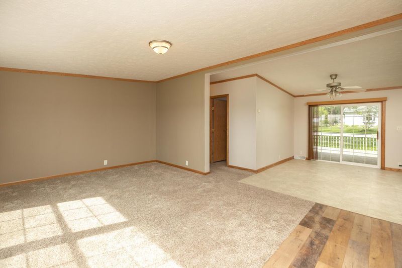 278 N Pine St, Dexter, MN 55926