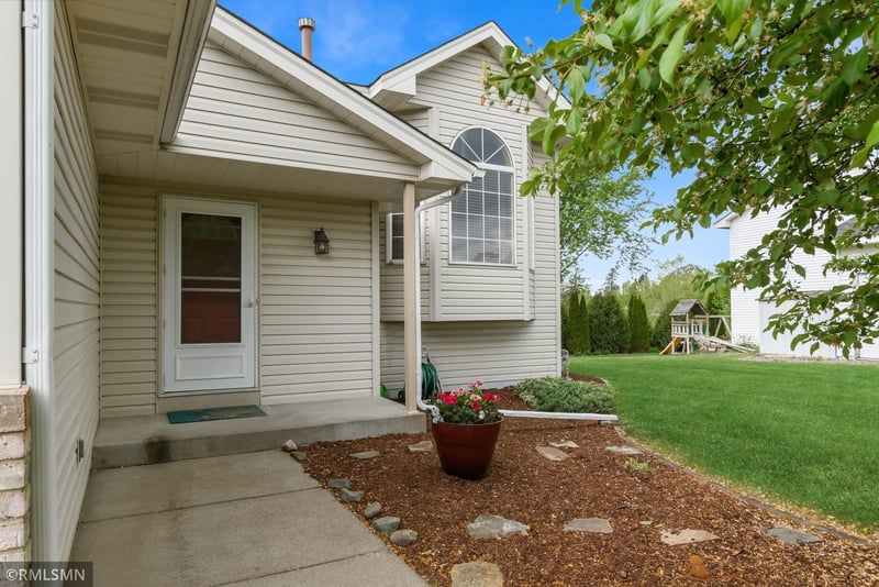 11560 Meadowbrook Ave NE, Hanover, MN 55341