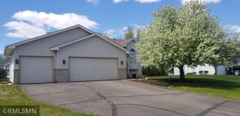 11560 Meadowbrook Ave NE, Hanover, MN 55341