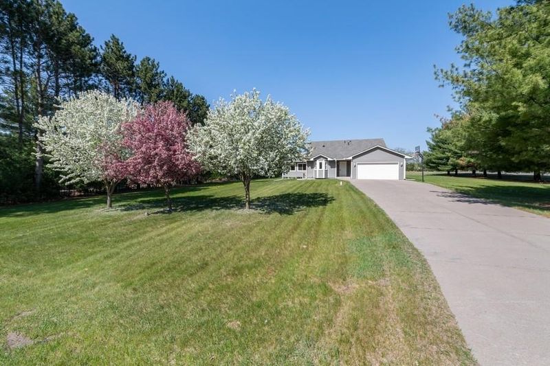 25682 142nd St NW, Zimmerman, MN 55398