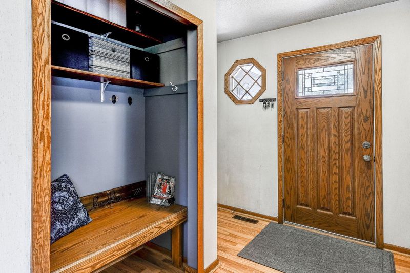 1909 Center St, Hugo, MN 55038