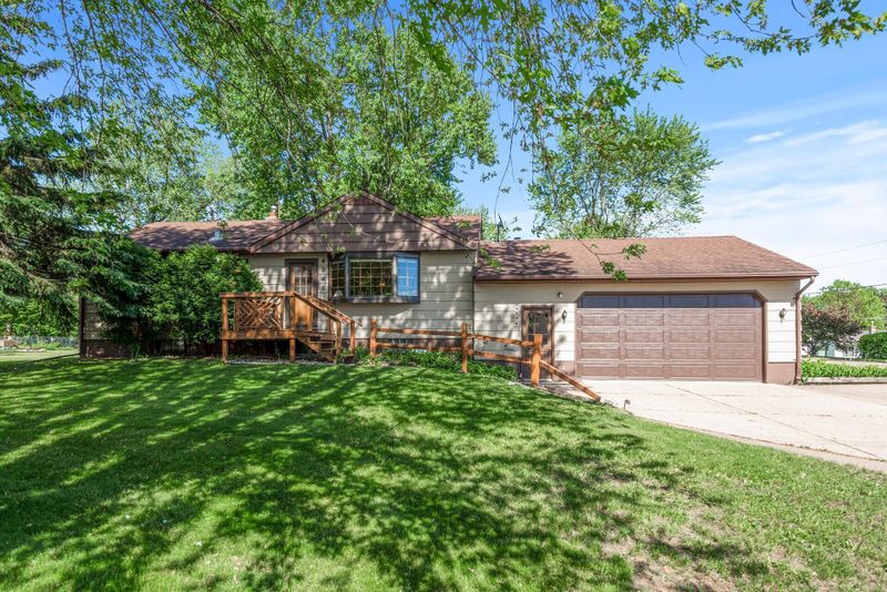 4046 Highland Ave, White Bear Lake, MN 55110