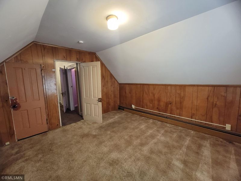 519 Edmund Ave, Saint Paul, MN 55103