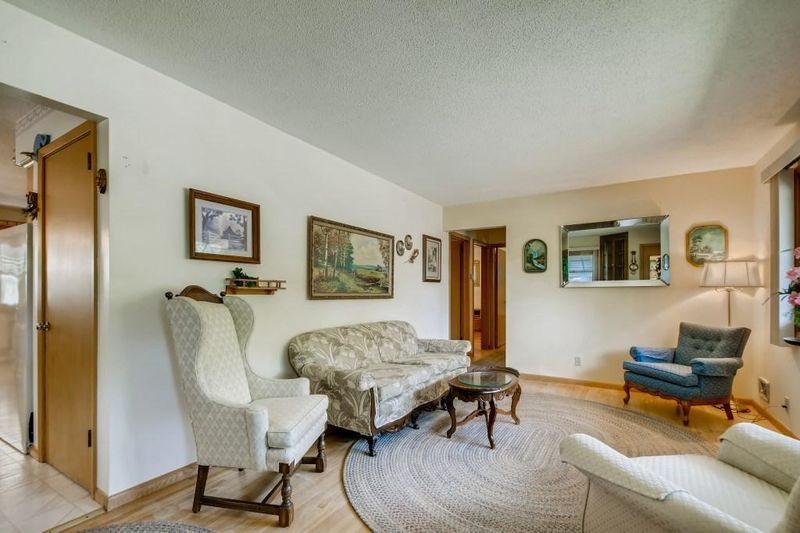 6201 Maryland Ave N, Brooklyn Park, MN 55428