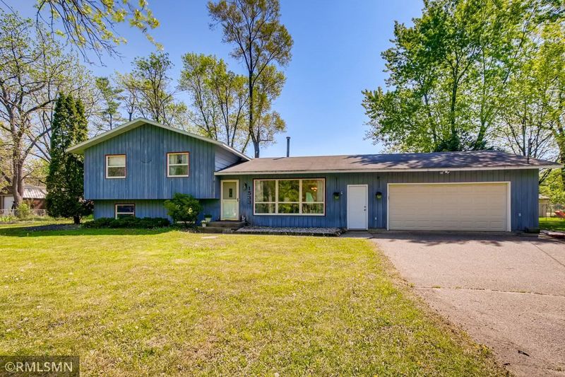 1533 Quentin Ave S, Lakeland, MN 55043