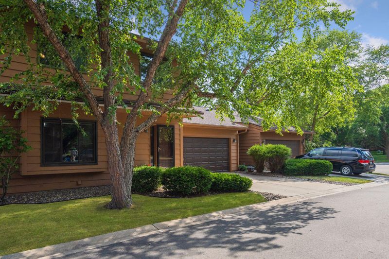 5347 Upper 147th St W, Apple Valley, MN 55124