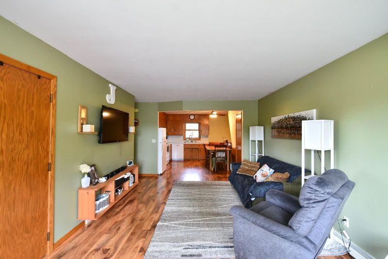405 2nd Ave, Goodhue, MN 55027