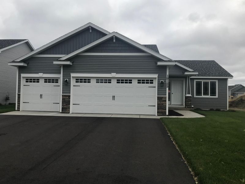 3385 Maple Dr S, Cambridge, MN 55008