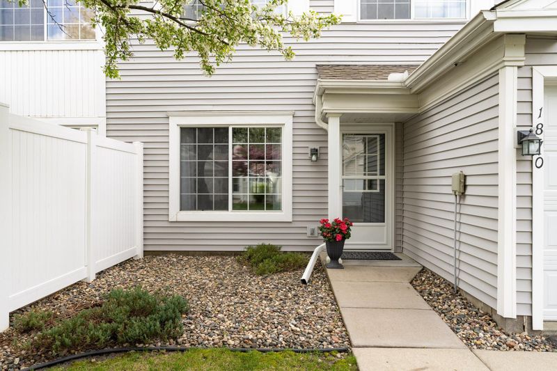 1870 Casey Trl #109, Eagan, MN 55122