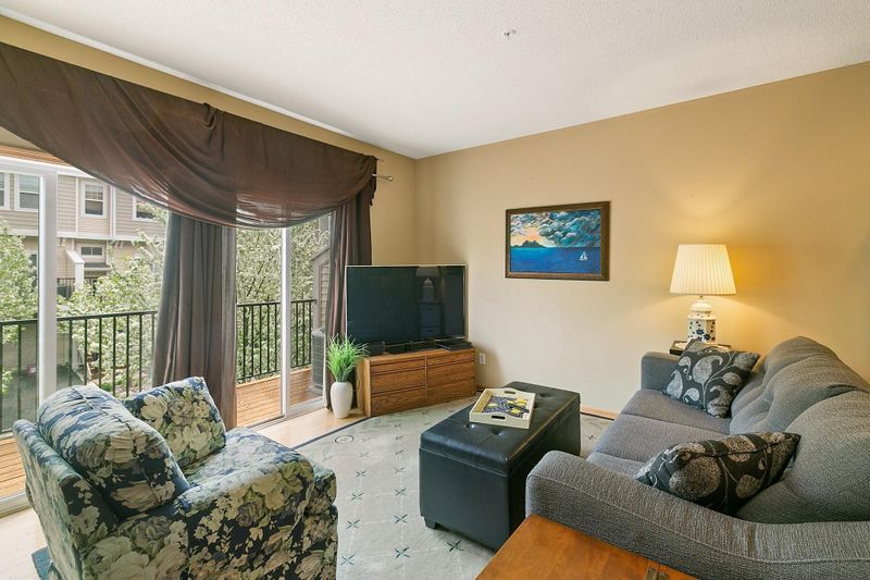 2483 121st Cir NE #H, Blaine, MN 55449