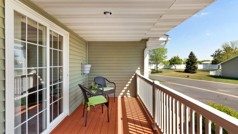 9479 Golden Eagle Ln, Monticello, MN 55362