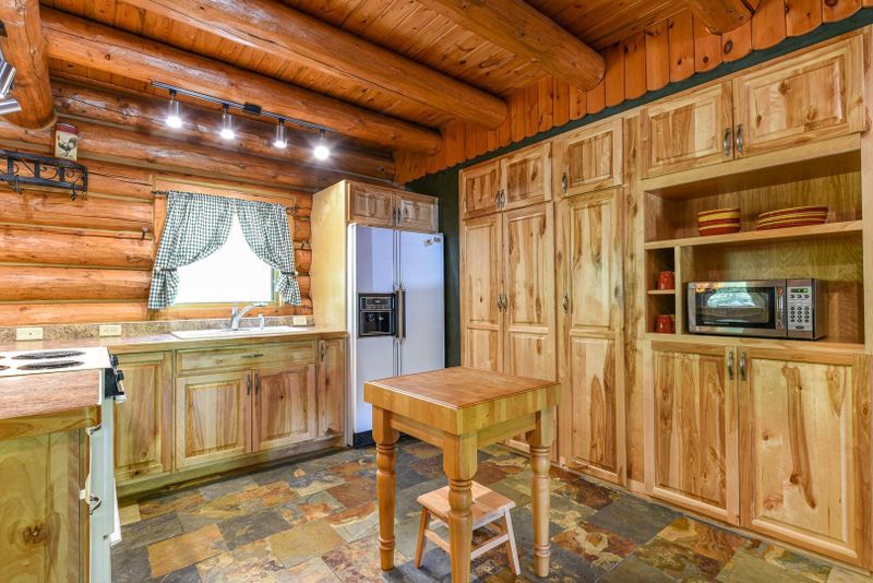 1668 Gull Ln SW, Nisswa, MN 56468