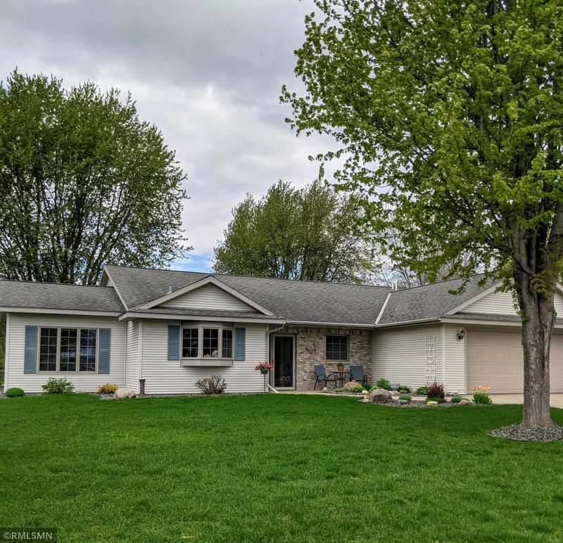 2200 20th St SW, Willmar, MN 56201