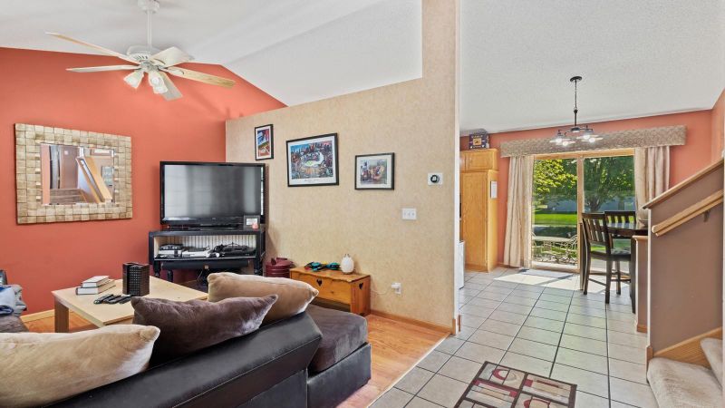 9080 Country Ave, Monticello, MN 55362