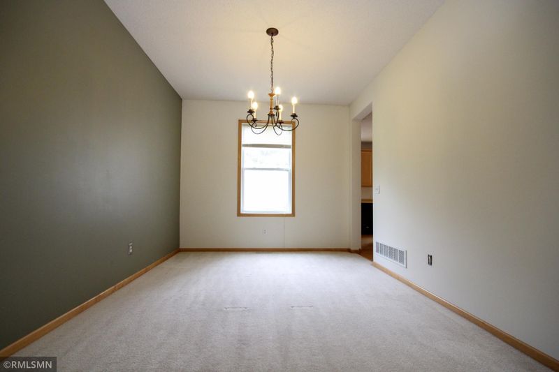 14428 Castlegate Way NW, Prior Lake, MN 55372